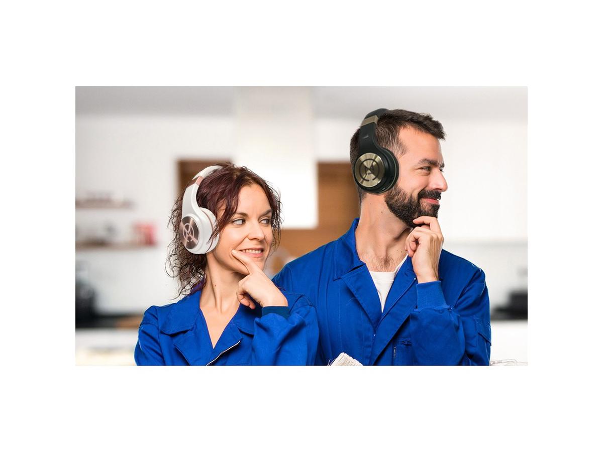 Morpheus 360 Serenity Wireless Over The Ear Headphones - CHANNEL XR